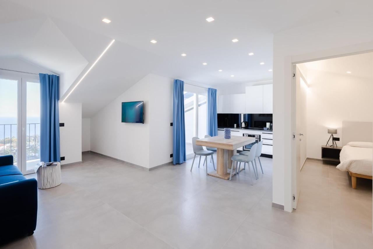 Villa La Matta Apartments And Luxury Suites Sanremo Bagian luar foto