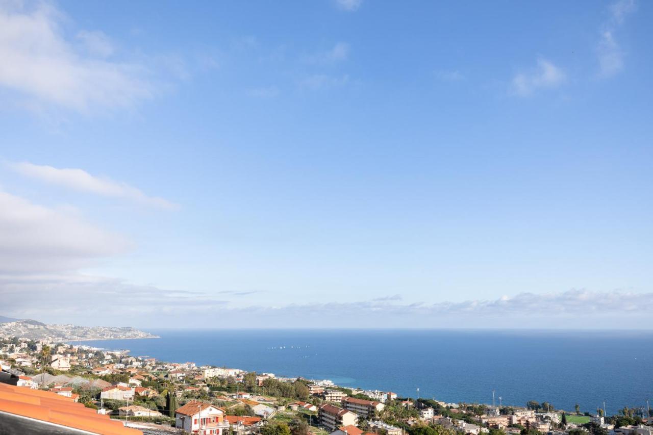 Villa La Matta Apartments And Luxury Suites Sanremo Bagian luar foto