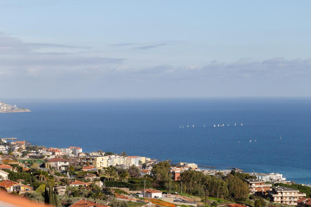Villa La Matta Apartments And Luxury Suites Sanremo Bagian luar foto