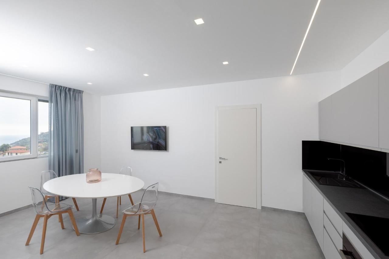 Villa La Matta Apartments And Luxury Suites Sanremo Bagian luar foto