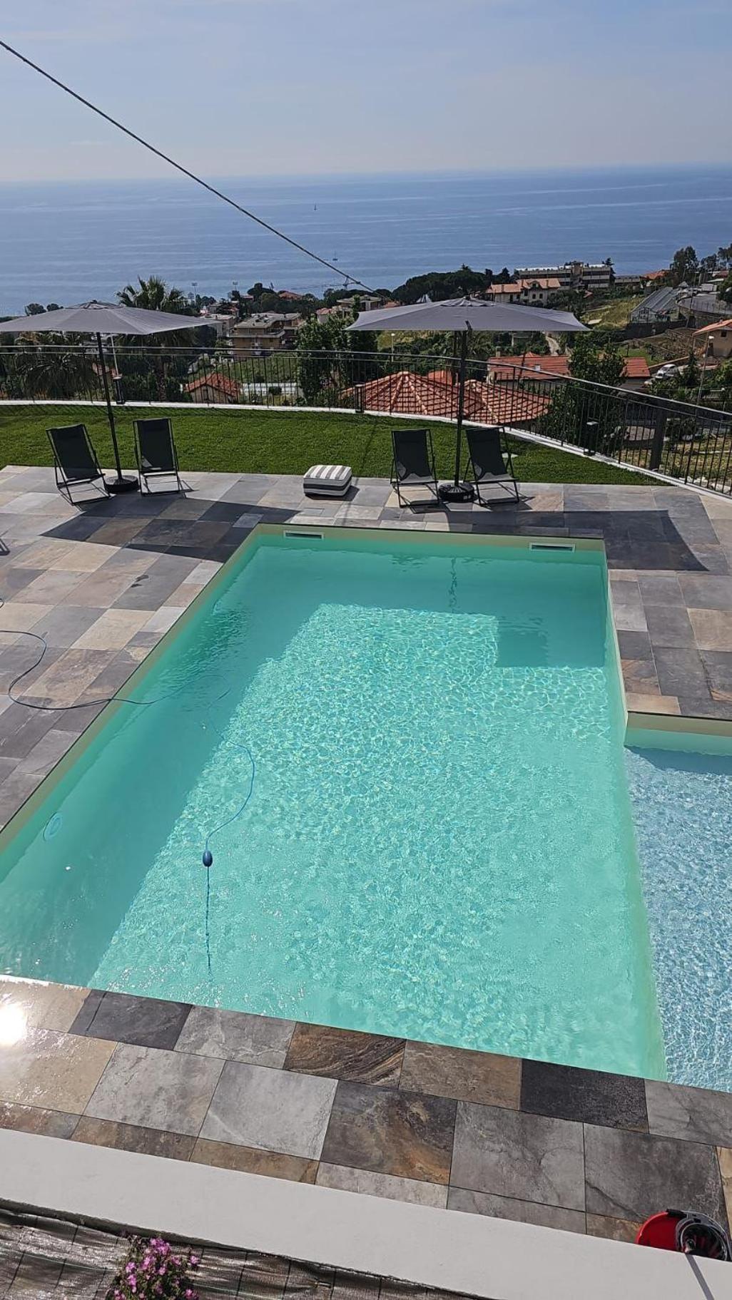 Villa La Matta Apartments And Luxury Suites Sanremo Bagian luar foto